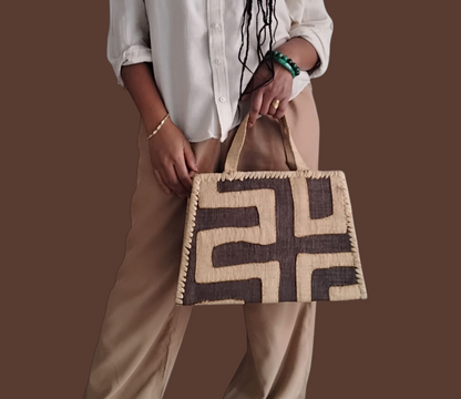 Ombe raffia handbag